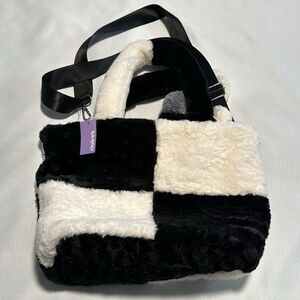 Fleece Purse Plaid Claire’s Black White